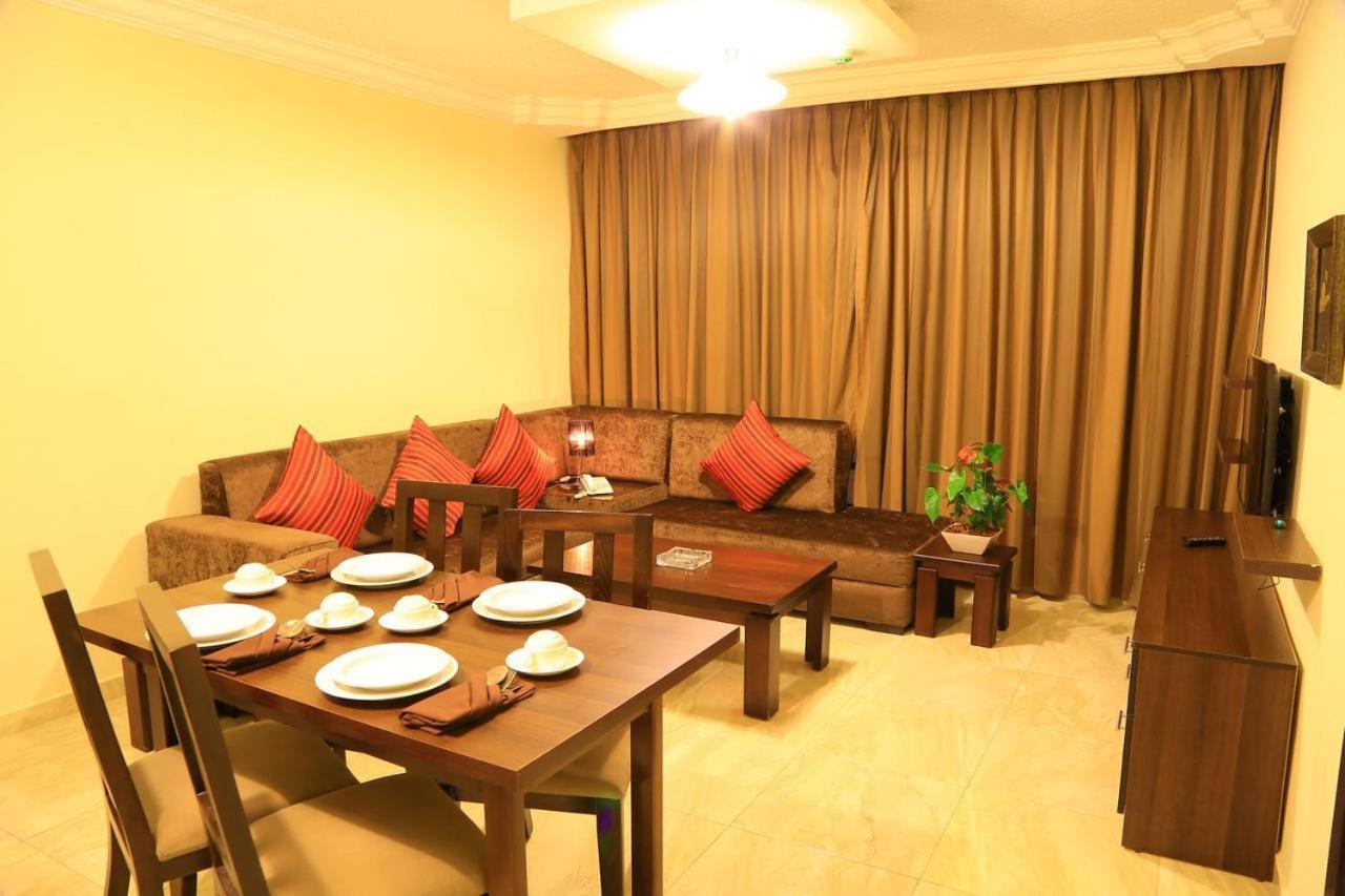 Lancaster Hotel Apartments Dahiet Alrasheed Amman Esterno foto