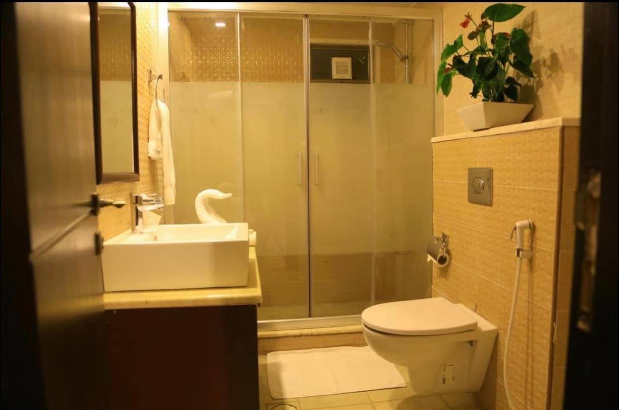 Lancaster Hotel Apartments Dahiet Alrasheed Amman Esterno foto