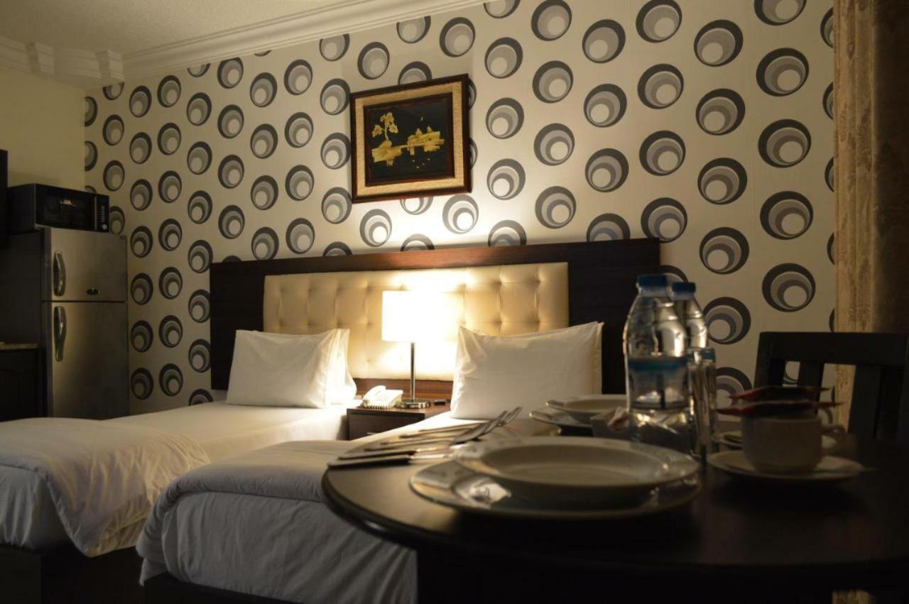 Lancaster Hotel Apartments Dahiet Alrasheed Amman Esterno foto