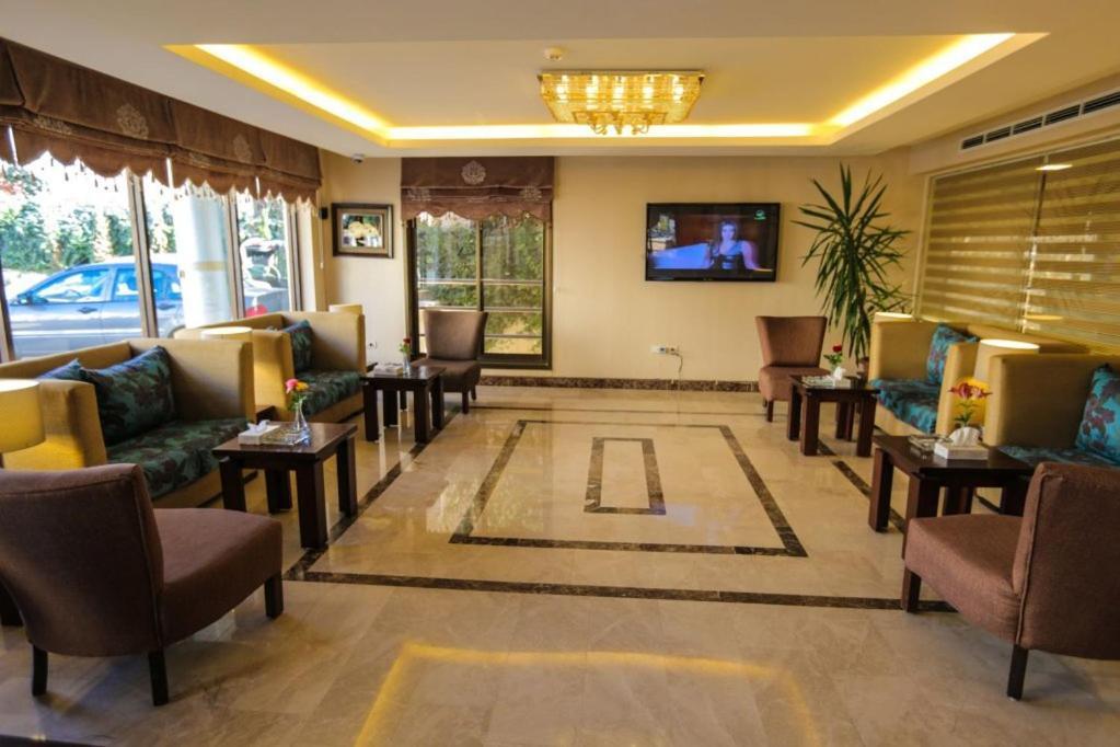 Lancaster Hotel Apartments Dahiet Alrasheed Amman Esterno foto